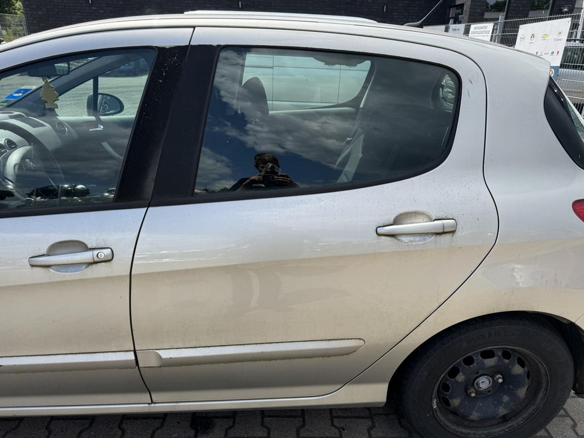Peugoet 308 I original T&uuml;r hinten links ETS Aschgrau Flie&szlig;heck Rohbau Bj.2008